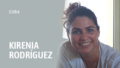 Nombre de Kirenia Rodríguez sobre una fotografía de su rostro